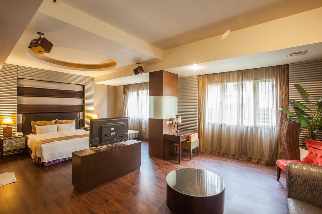 Spring Breeze Hotel Хуалянь Екстер'єр фото