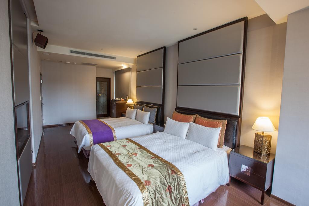 Spring Breeze Hotel Хуалянь Екстер'єр фото