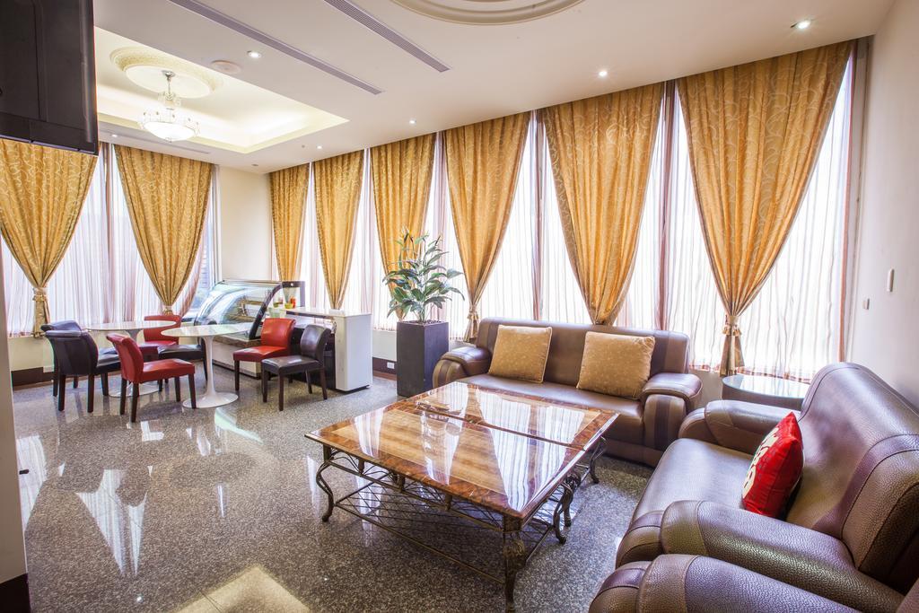 Spring Breeze Hotel Хуалянь Екстер'єр фото